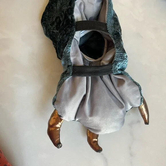 FAO Schwarz Dragon costume 5T - Picture 13 of 14